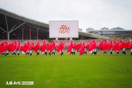 而片中的父子情感也是亮点之一，刘培强以及刘启之间呈现出的;中国式父子情有着;不理解、不沟通、不认同的特点，极具典型性